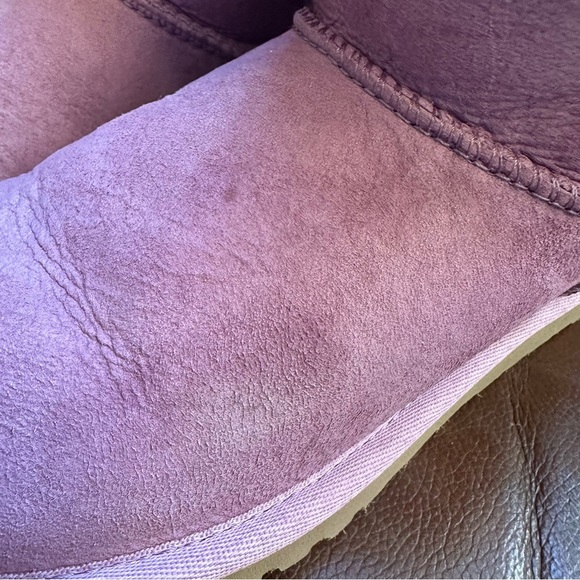 UGG light purple boots - Picture 5 of 8
